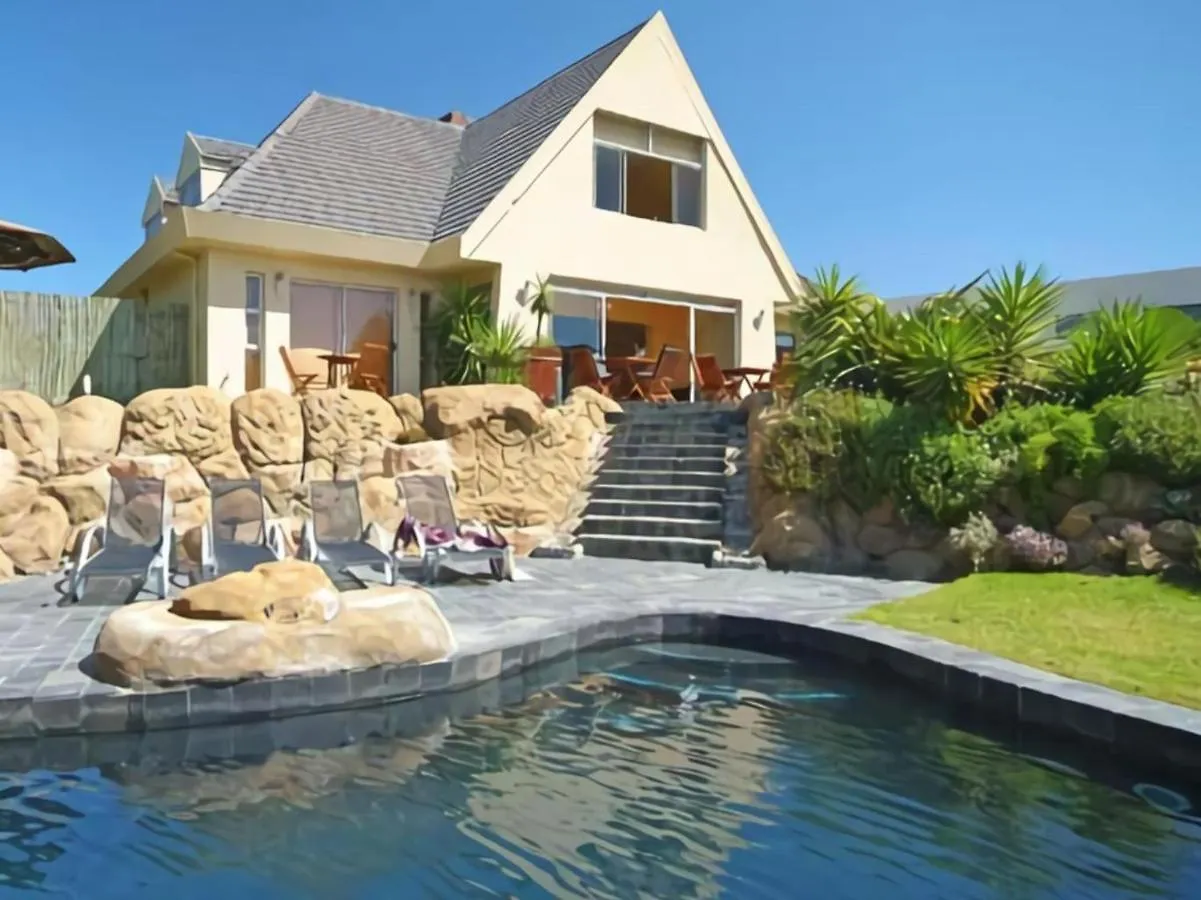 Mandalay Beach Guest House Bloubergstrand 0*,
